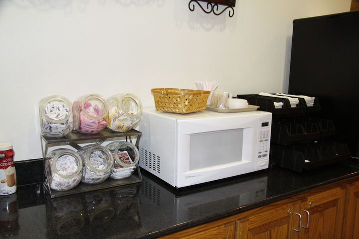 Breakfast/Coffee Service 34 of 60