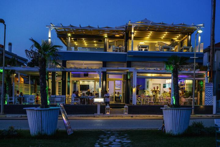 Hotel 50 of 52