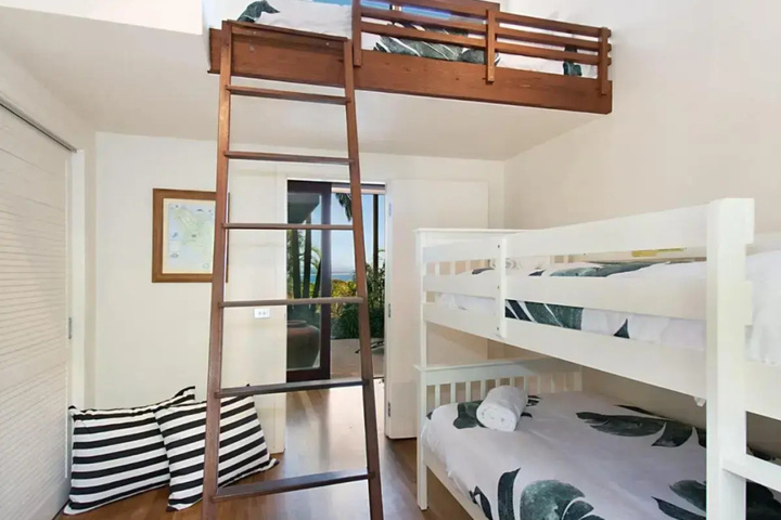 Room 3 of 15