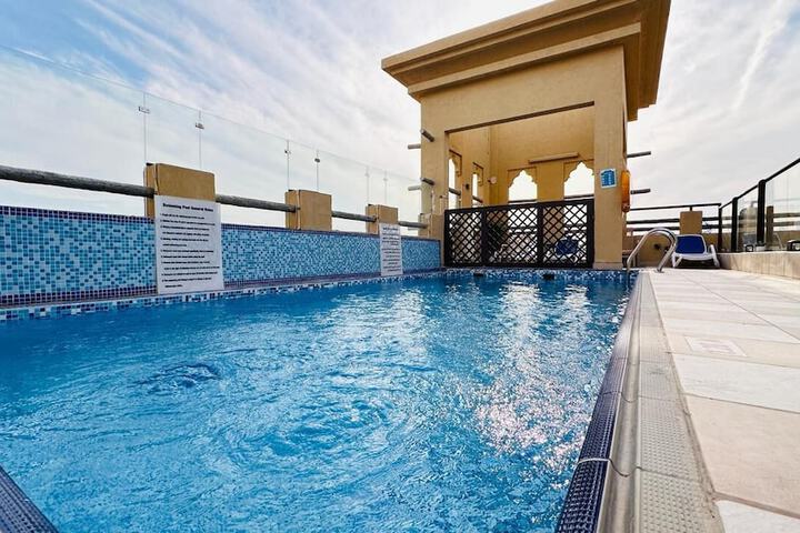Pool 12 of 16