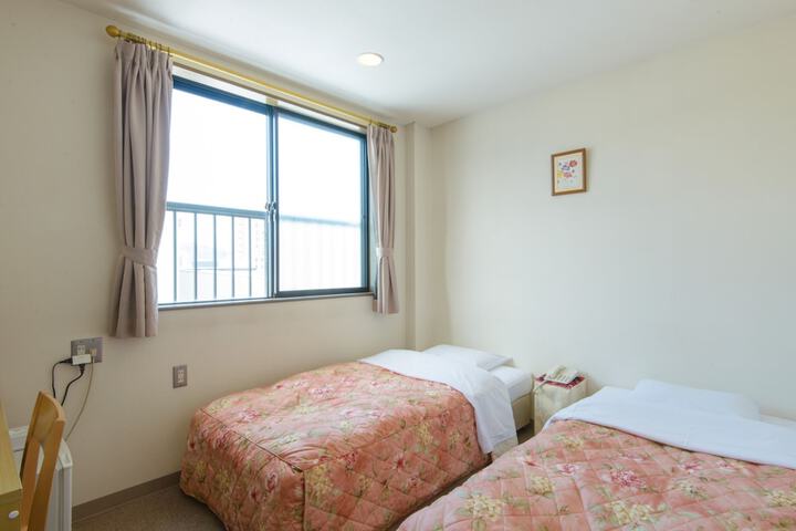 Room 25 of 70
