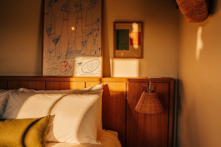 Room 8 of 39