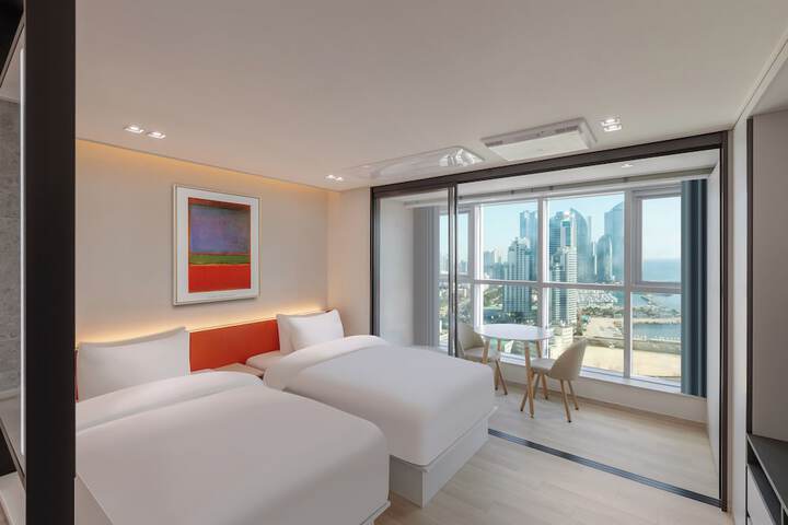 Room 31 of 56