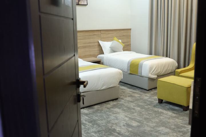 Room 49 of 64