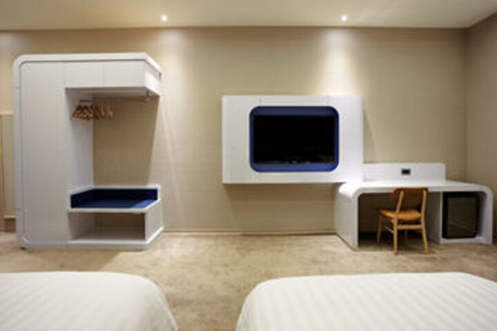 Room 41 of 72