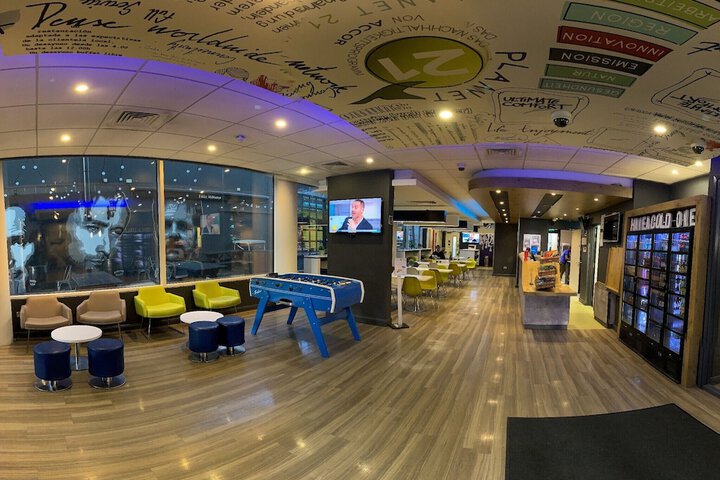 Hotel Lobby