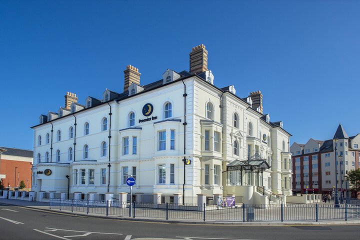 Exterior of Premier Inn Llandudno Town Centre