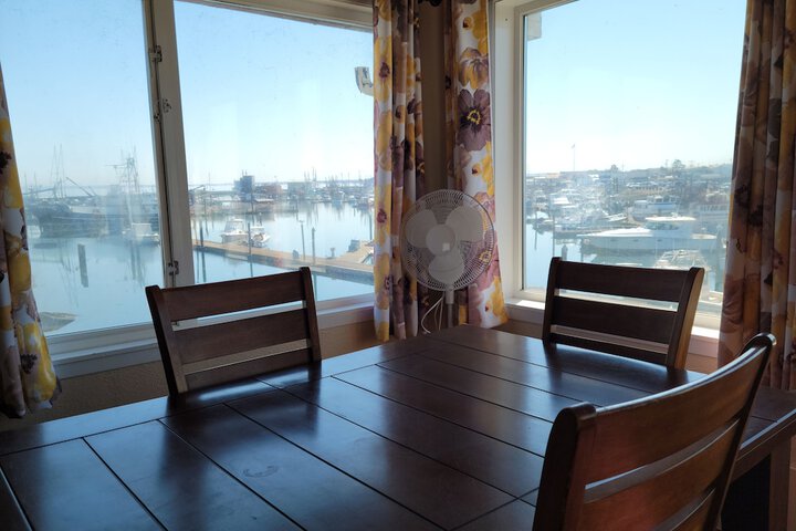 Room 17 of 120