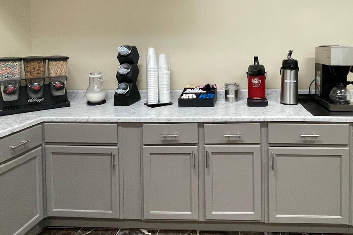 Breakfast/Coffee Service 27 of 30