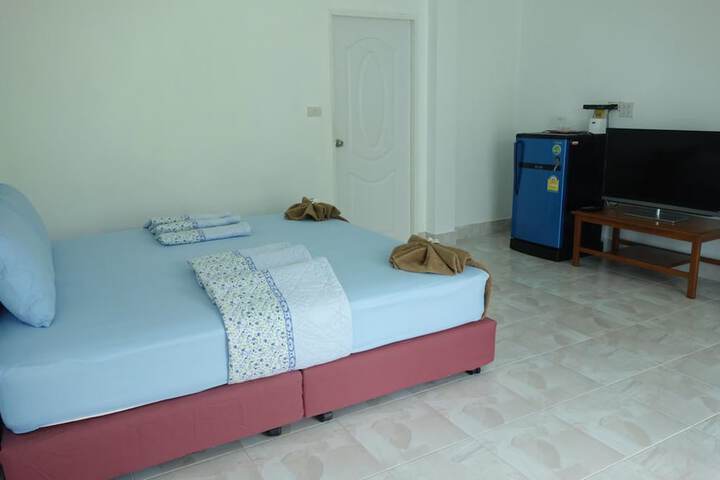 Room 7 of 51