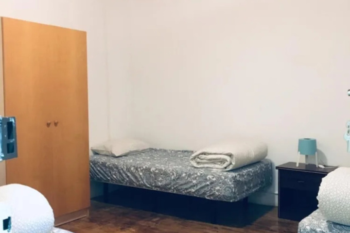 Room 8 of 28