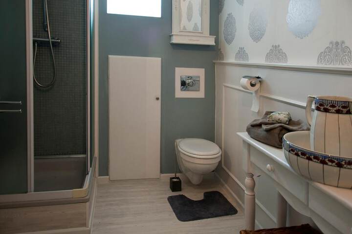 Bathroom Vanities