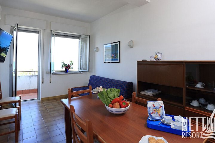 Room 10 of 44