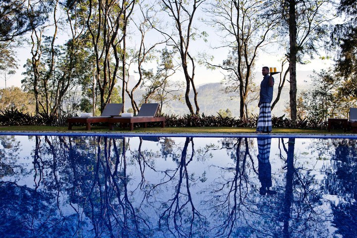 Pool 38 of 86