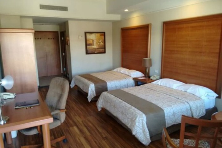Room 11 of 53