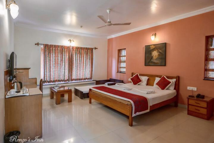 Room 18 of 63