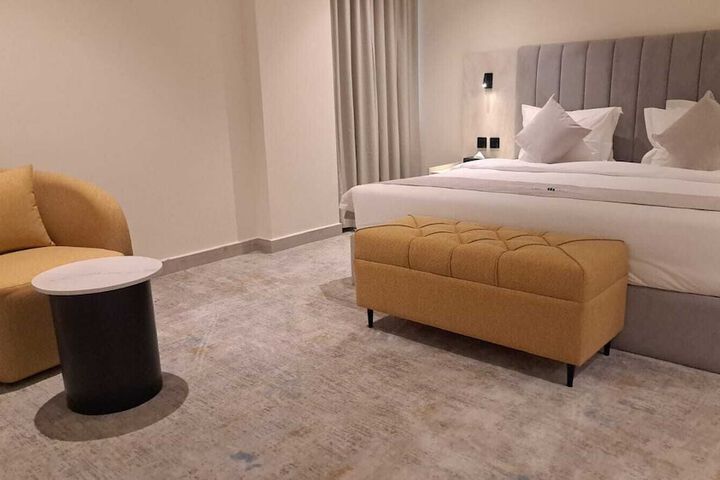 Room 13 of 63