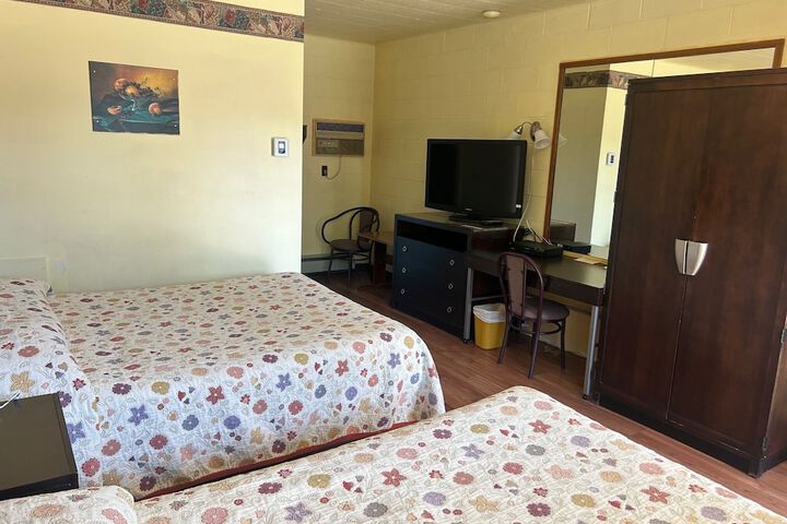 Room 21 of 40