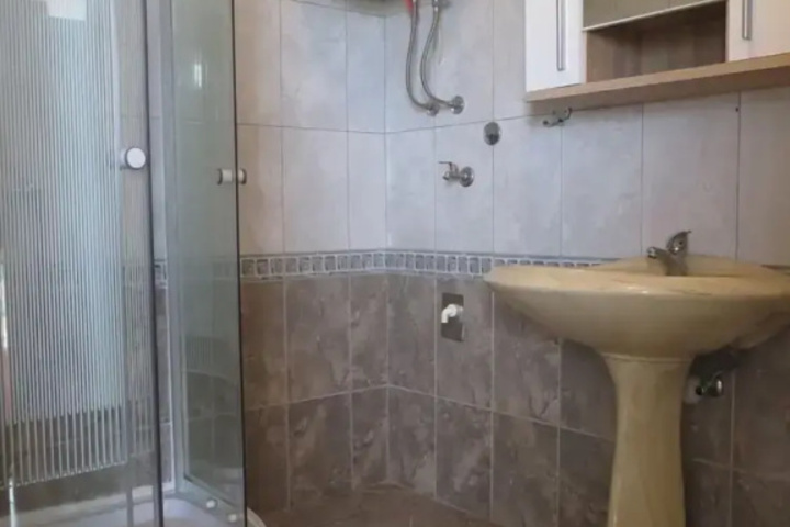 Room 8 of 20