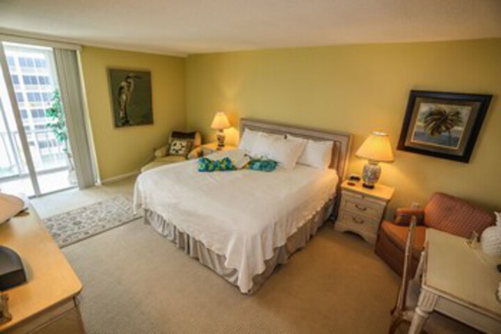 Room 16 of 18