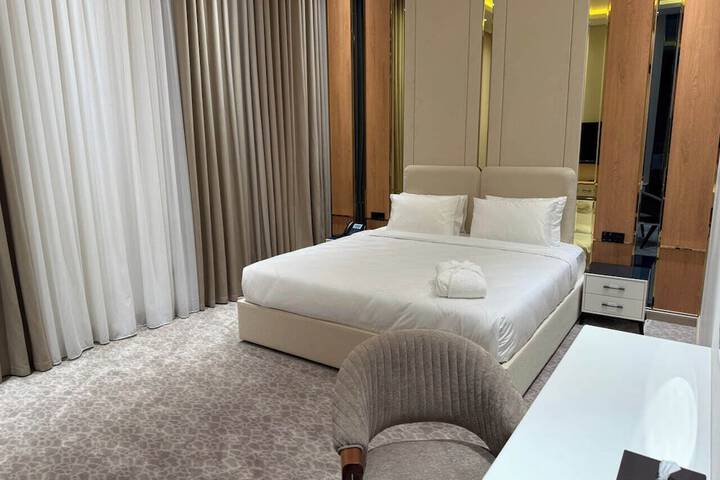 Room 19 of 61