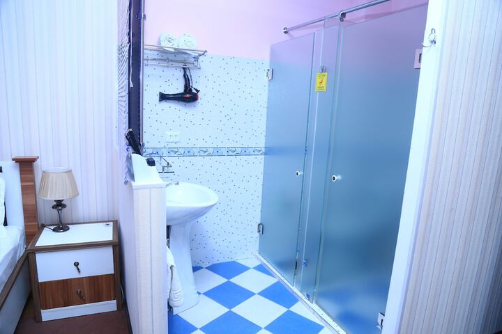 Room 37 of 51