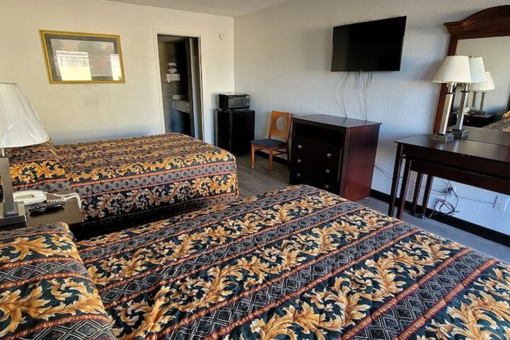 Room 14 of 51