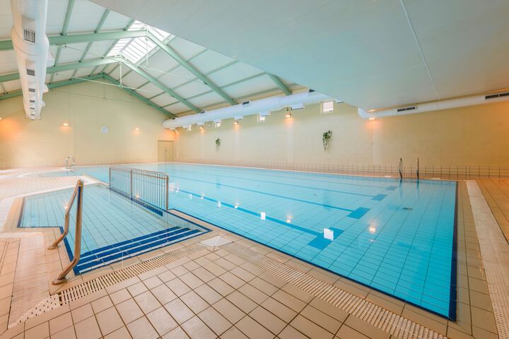 Hotel with Pool