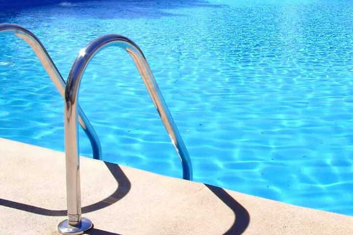 Pool 15 of 19