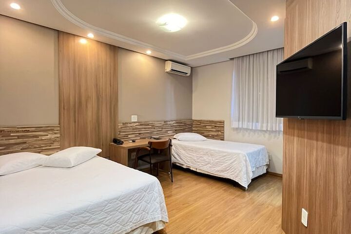 Room 43 of 80