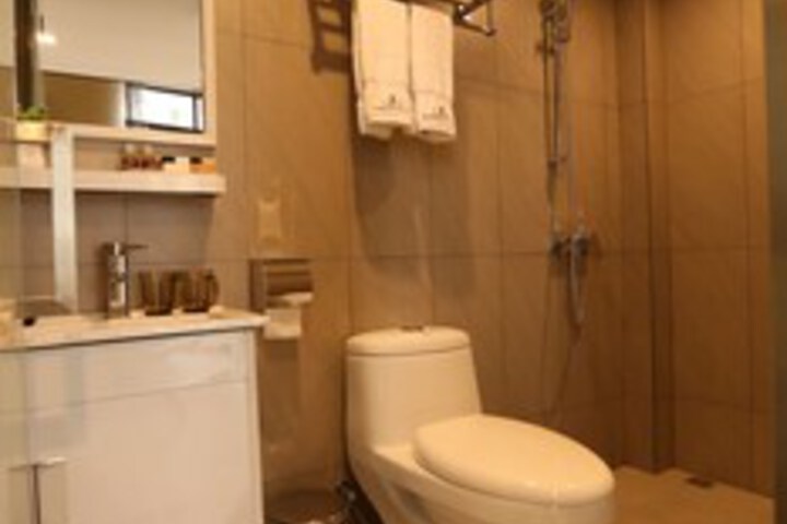 Shine Hotel Apartment