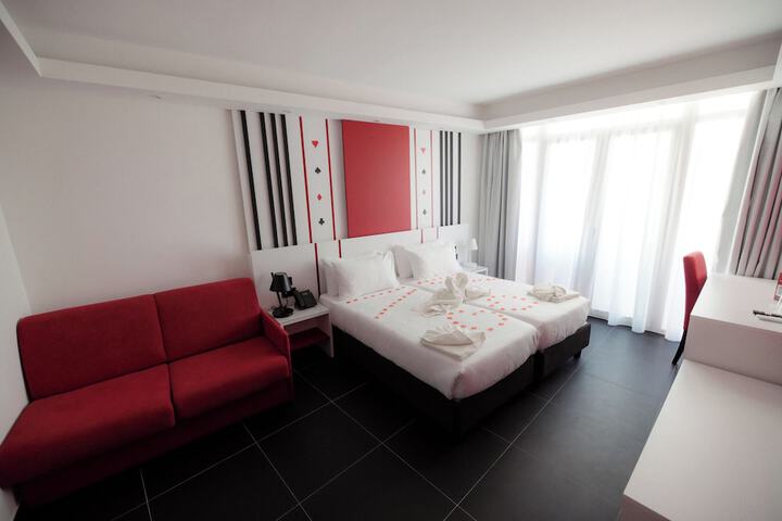 Room 29 of 46