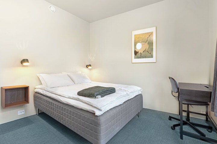 Room 4 of 57
