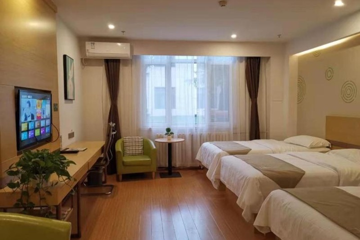 Room 6 of 36