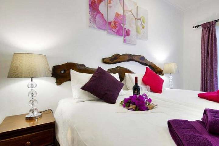 Room 10 of 42