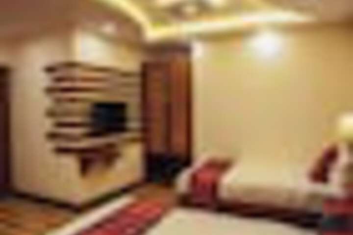 Room 14 of 339