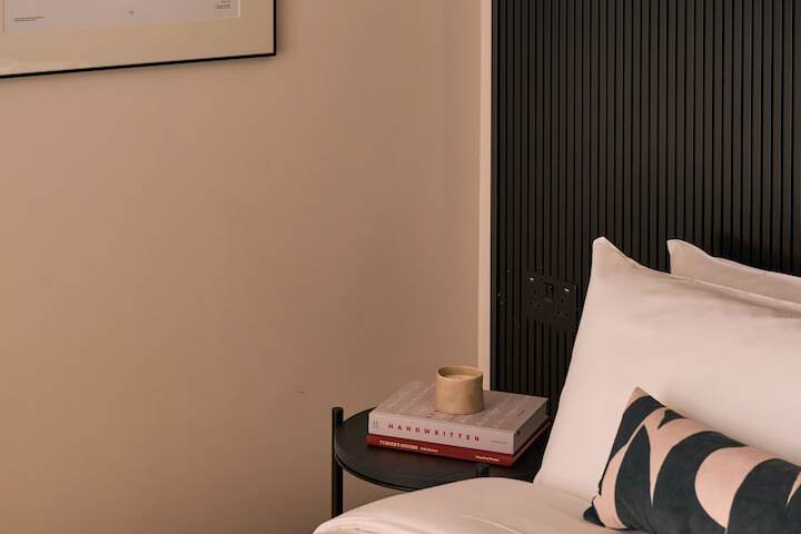 Room 20 of 79