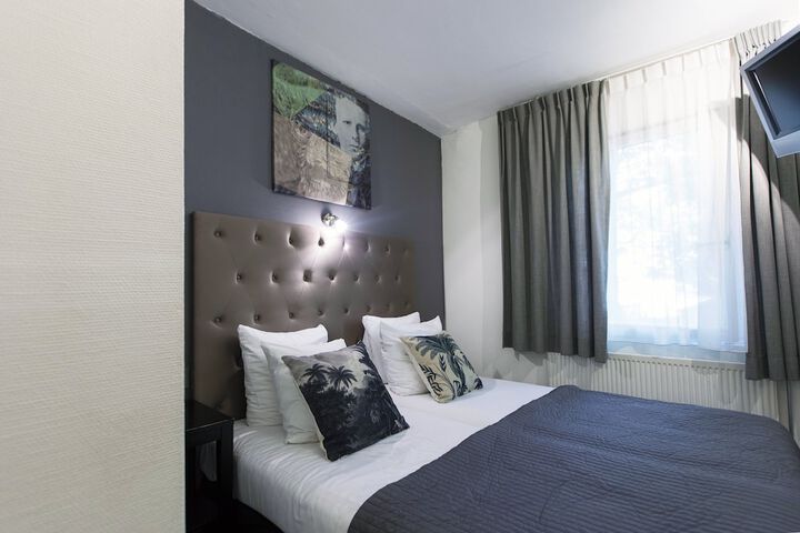 Room 40 of 96
