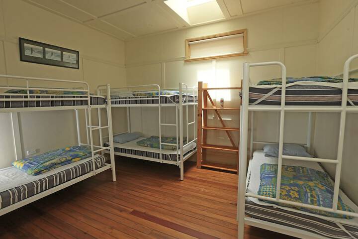 Room 19 of 54