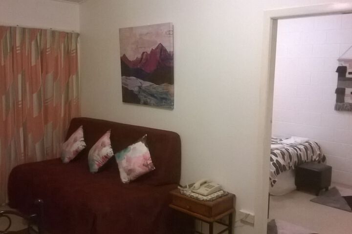 Room 12 of 24