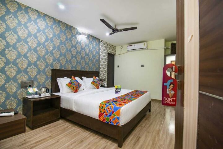 Room 14 of 40