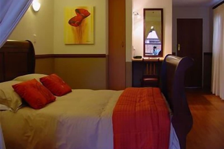 Room 15 of 57