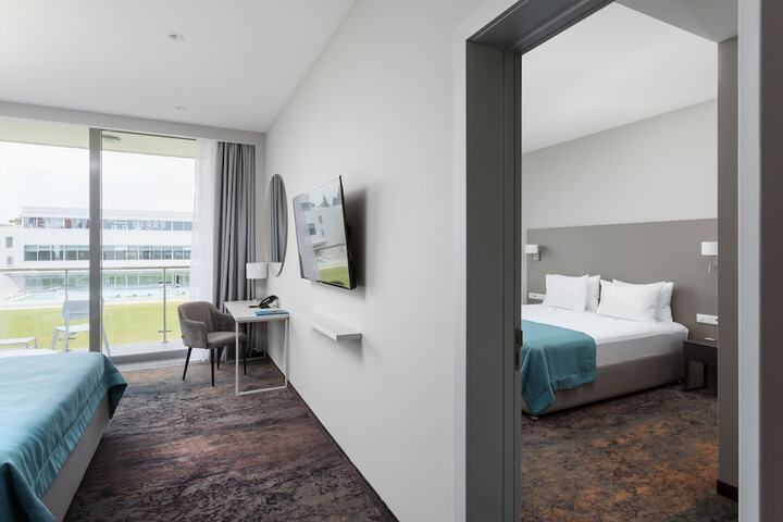Room 14 of 60