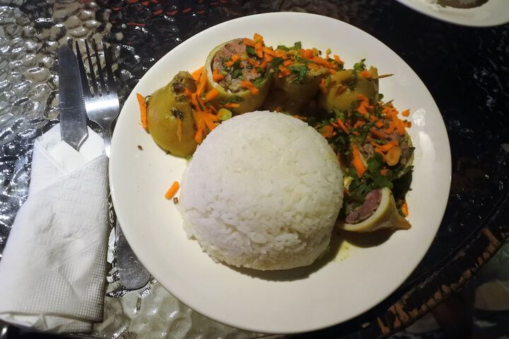 Dining 75 of 92