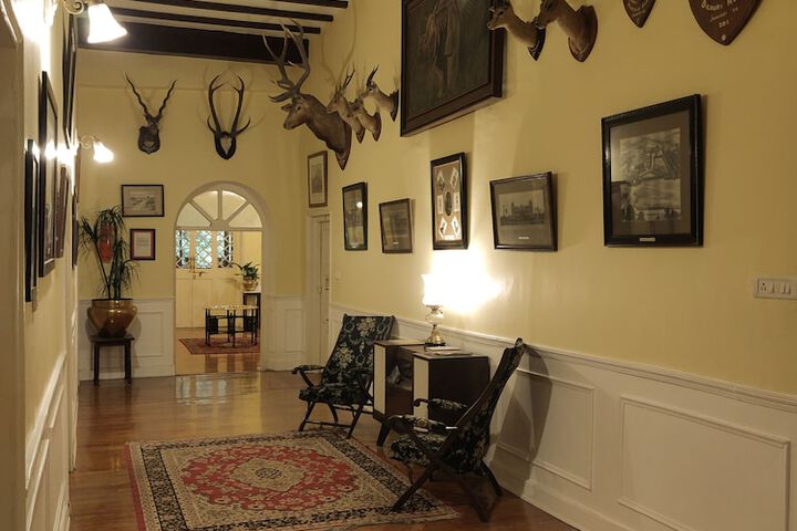 Ballroom/Hall 48 of 56