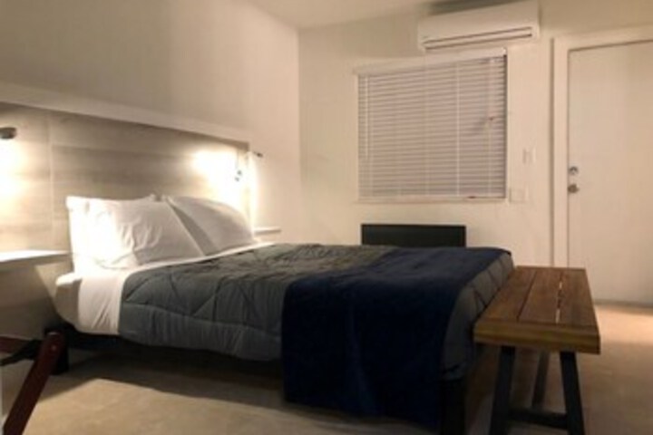 Room 29 of 30