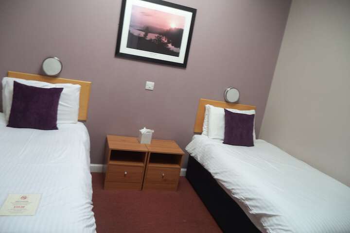 Room 2 of 42
