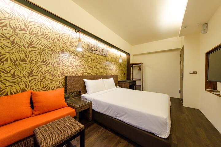 Room 45 of 116
