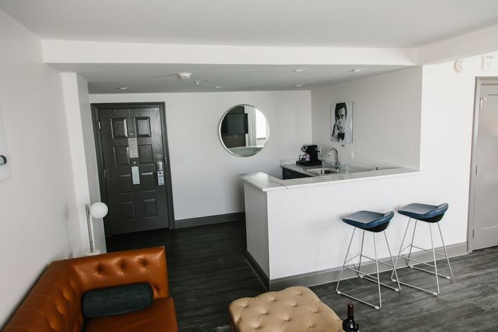 Private kitchenette