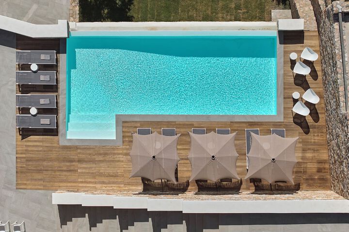 Pool 109 of 161